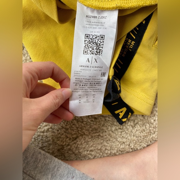 Armani Exchange Yellow Hooded Sweatshirt - Picture 4 of 9